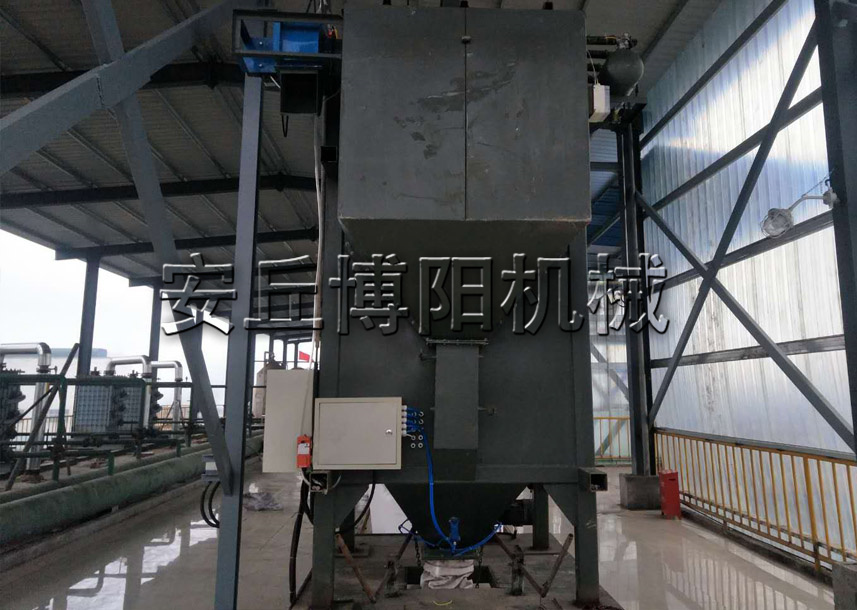 除塵灰噸袋拆包機的具體優(yōu)勢主要有哪些？